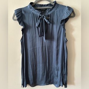 Banana Republic Sleeveless Ruffle Tie Neck Top S Ocean Beach Blue